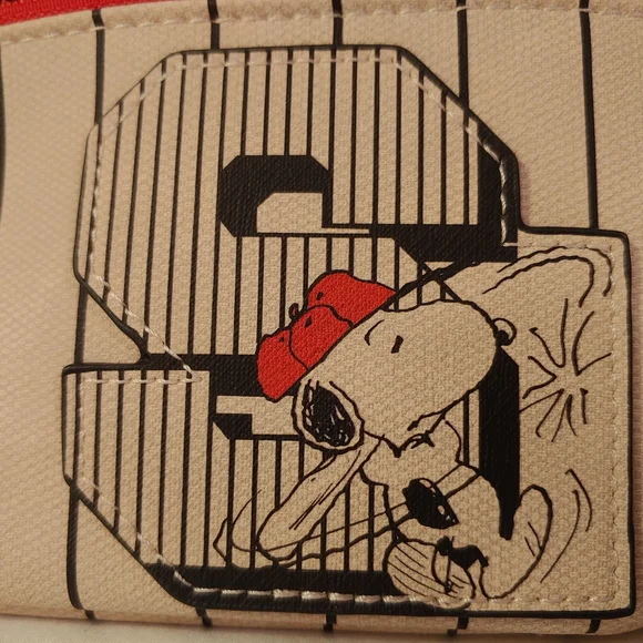 NWT Snoopy Baseball Themed Waist Bag - Picture 5 of 10
